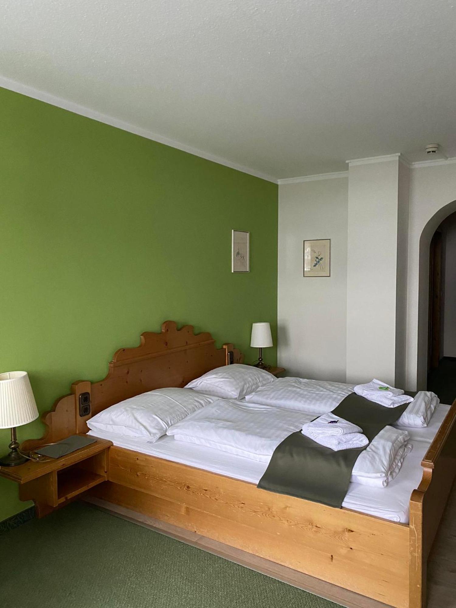 Hotel Aquamarin Бад Митерндорф Екстериор снимка